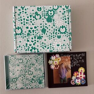 Takashi Murakami New Jeans Box,Supernatural Right Now CD, photobook HAERIN Green